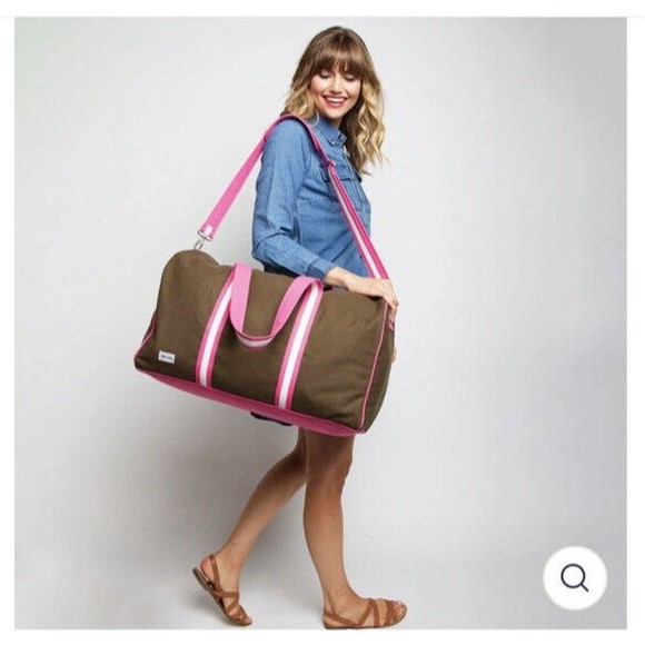 Ame & LuLu Out of Dodge Weekend Duffle Brown Pink  White Tennis - Picture 4 of 5